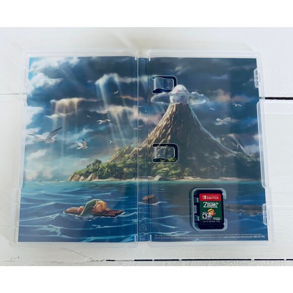Nintendo Legend of Zelda Link's Awakening Video Game for Nintendo Switch - Picture 2 of 2